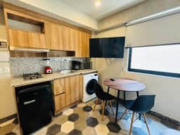Zohn Studio by Casa 8
