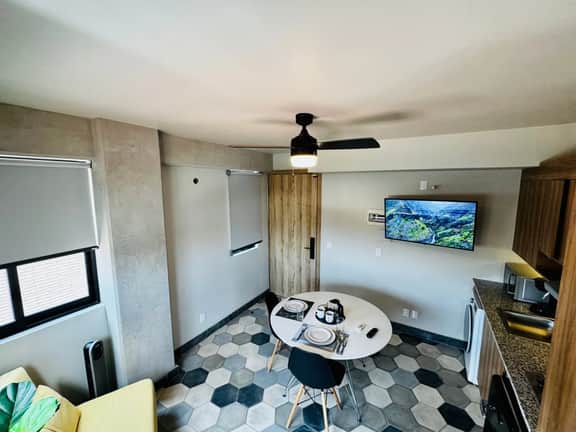 Orozco Studio by Casa 8