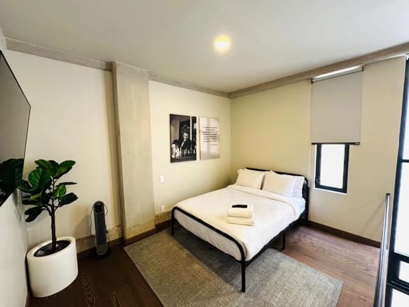 Arreola Studio by Casa 8 - Image 1